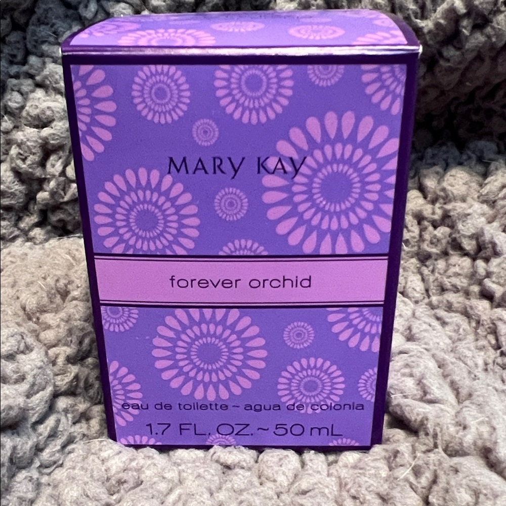 Mary Kay Forever Orchid Perfume in Purple Box